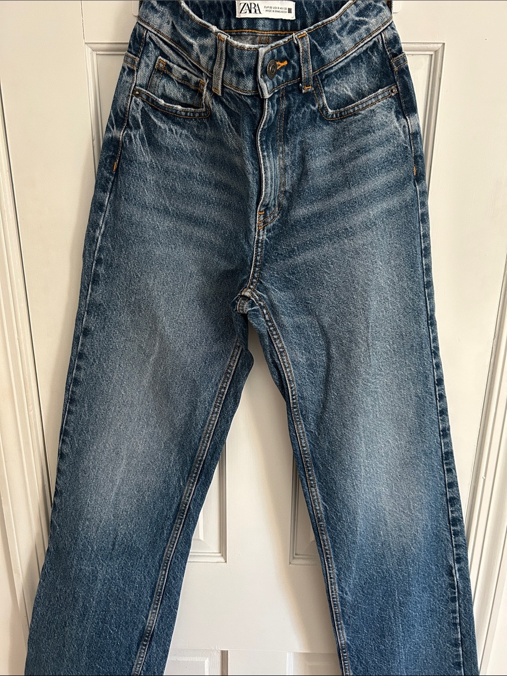 ZARA Women’s Classic Blue Denim Jeans